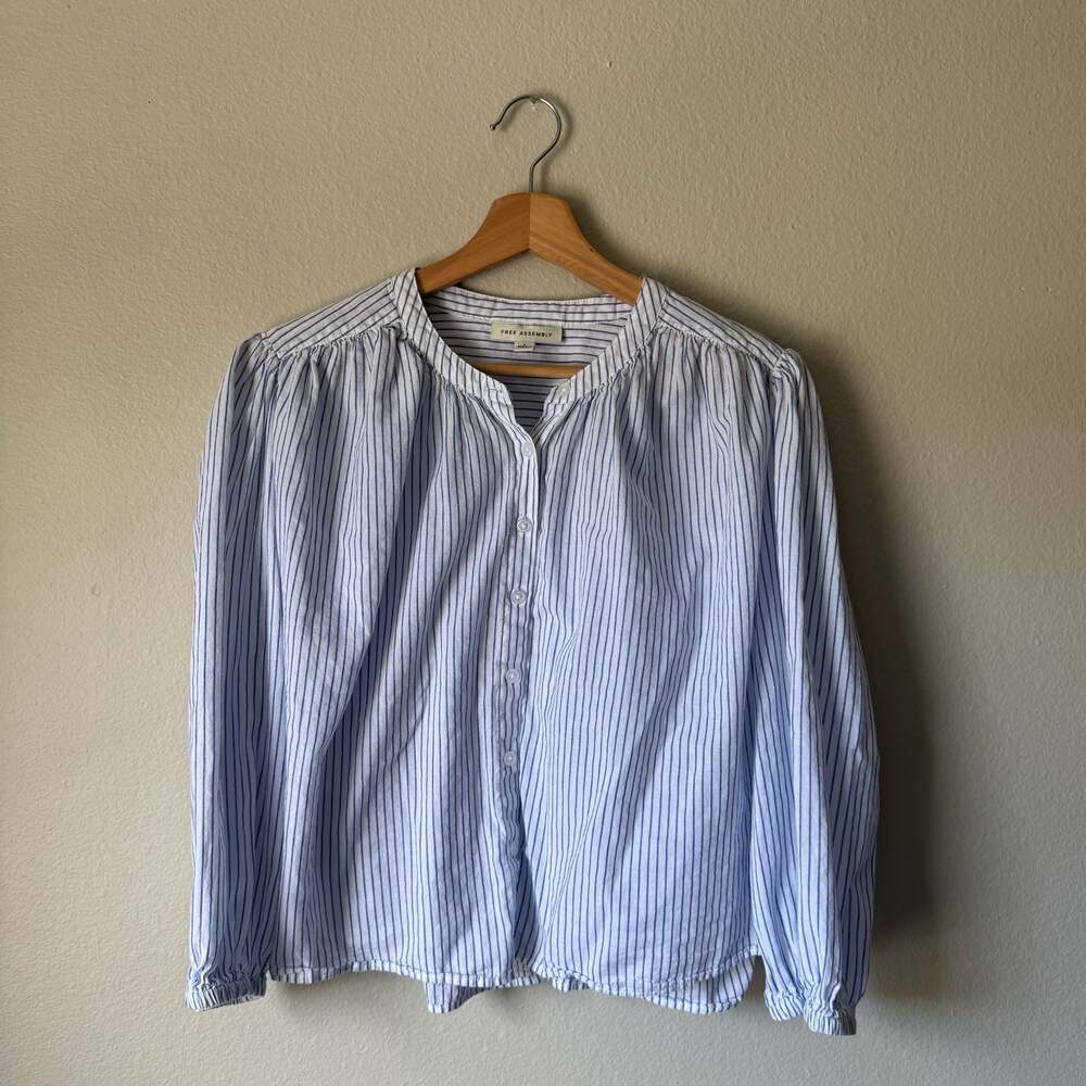 Free Assembly Striped Puff Sleeve Blouse Women’s L Blue White Cottagecore